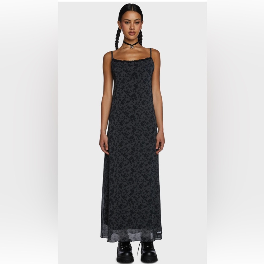 Women’s Blue Floral Slip Dress